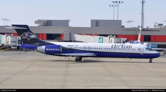 AirTran 717-200 2004 N946AT Ravens R.jpg