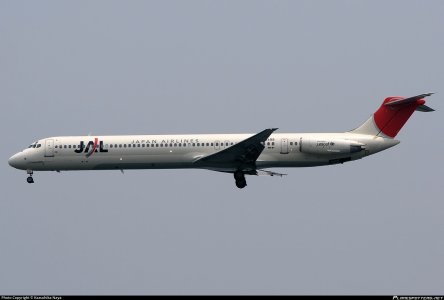 ja8498-japan-airlines-mcdonnell-douglas-md-81-dc-9-81_PlanespottersNet_099639_5c6e917fcd_o.jpg