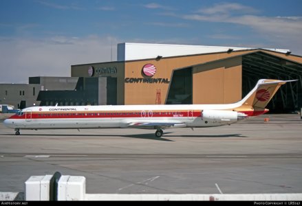 Continental MD-80 1984 N807NY L.jpg