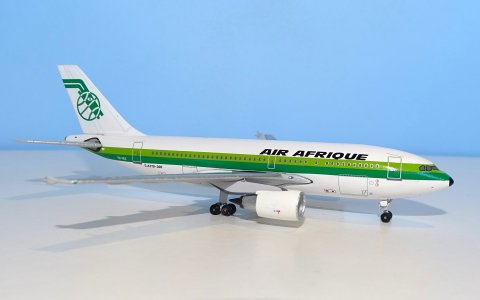 AIRAFRIQUE_A310_10.JPG