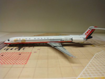 Trans World MD-83 N960TW L.jpg