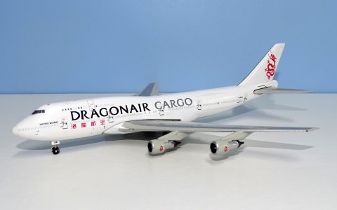 DRAGONAIR_B743_02.JPG