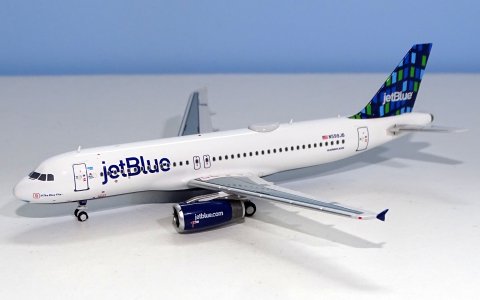 JETBLUE_A320_N599JB_03.JPG