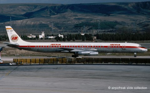 01 - IBERIA DC 8-63.jpg