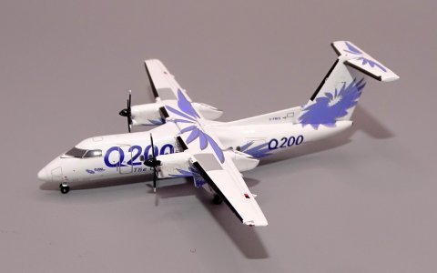 DHC_DHC-8_C-FBCS_01.JPG