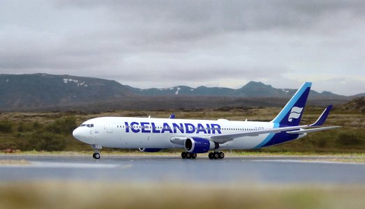 Icelandair B767-319ER TF-ISW PH_3.JPG