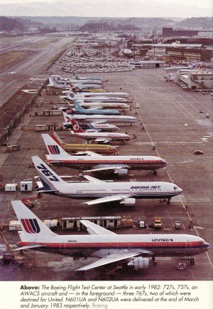 Boeing 767-222 United Airlines (Saul Bass Silver) 1982.jpg