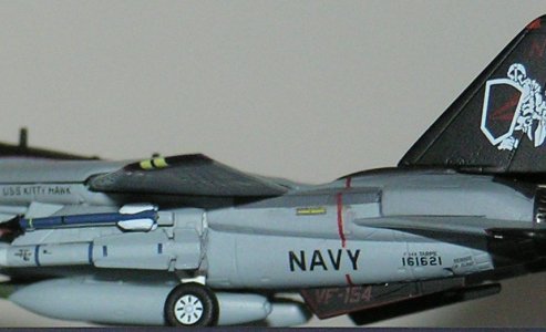 F14 004.jpg