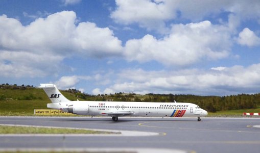 SAS MD-90 LN-ROB JC_7.jpg