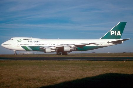 PIA_Boeing_747-200_Durand-1.jpg