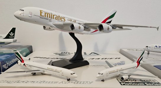 Aviation400 New Emirates A380s | MAF - Model Airliner Forum