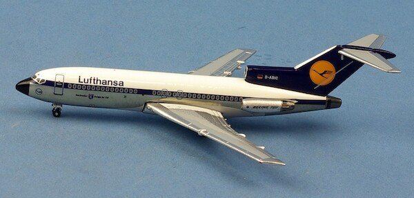 aero-classics-ac411394-boeing-727-100-lufthansa-d-abic-f6d-213188_0.jpg
