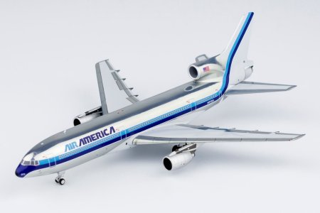 Air America N372EA  5.jpeg