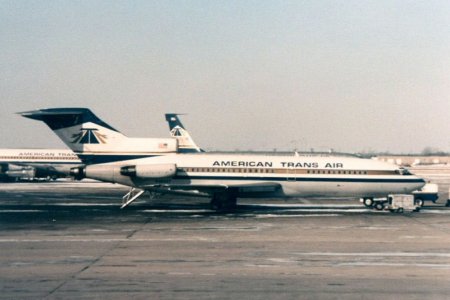 American Trans Air 727-022 N286AT R IND_19850100_02.jpg