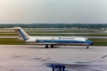 Eastern DC-9-31 N8966E IND_19850507_01.jpg