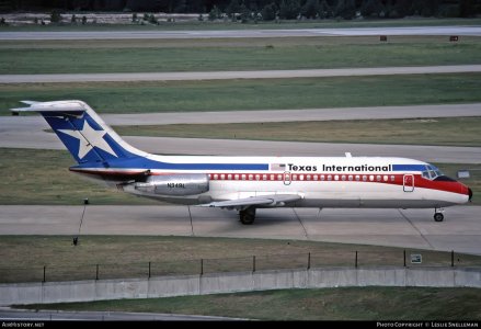 Texas International DC-9-14 N949L 1973.jpg