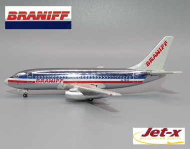 N458AC_01.jpg