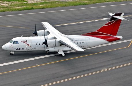 ATR_42-320,_TACA_Regional_Airlines.jpg