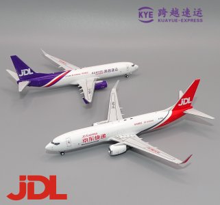 JDL_B738Fs.jpg