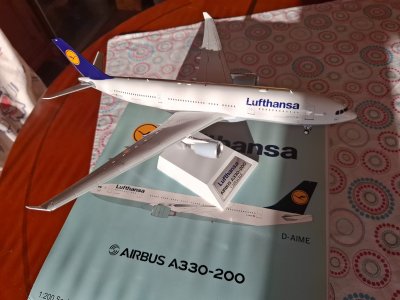 #409 Lufthansa A330-200 D-AIME J Fox.jpg