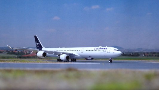3 Lufthansa A340-600_14.JPG