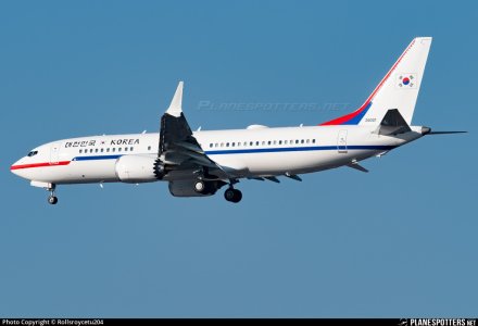 26-001-government-of-south-korea-boeing-737-8-bbj-max_PlanespottersNet_1869382_7c048bec3f_o.jpg