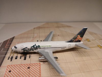 Frontier 737-201 N214AU L.jpeg