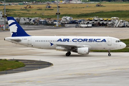 Air_Corsica,_F-HZDP,_Airbus_A320-216_(49565562072).jpg