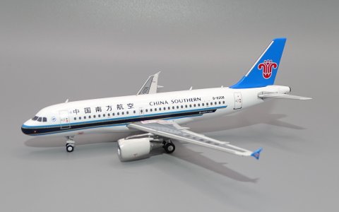 CZ_A319B_6208_02.JPG