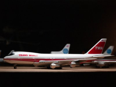 747100twa_02.jpg