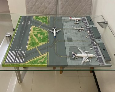 AEROPORTO MÉDIO - RODRIGO BRAGA (5).jpg AEROPORTO MÉDIO - RODRIGO BRAGA (5).jpg