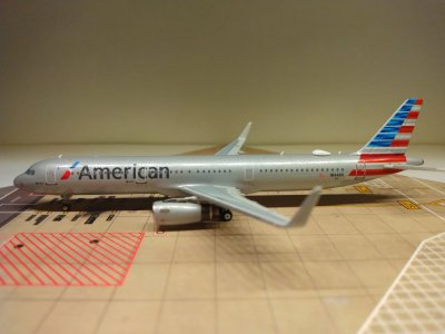 American A321-231WL N144AN L.jpg