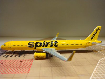 Spirit A321-231WL N681NK L.jpg