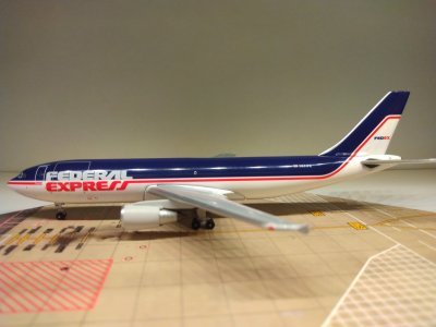 Federal Express A300F4-605R N651FE L.jpg