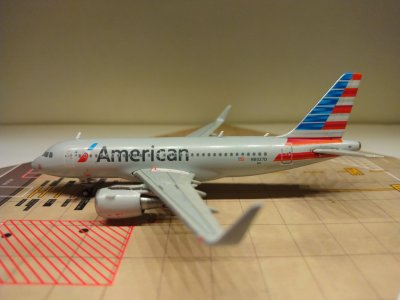 American A319-119WL N8027D L.jpg