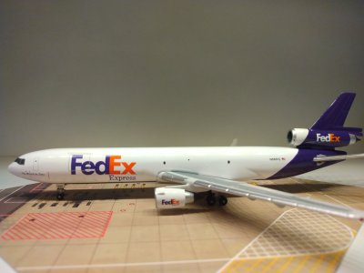 Federal Express MD-11F N595FE L.jpg