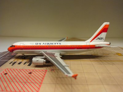 US Airways A319-112 2005 N742PS L.jpg