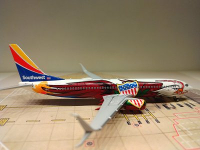 Southwest 737-8H4WL N8619F R.jpg