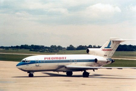 Piedmont 727-051 N838N CVG_19810700_01.jpg