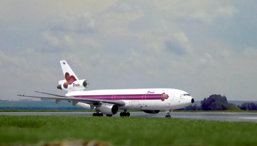 Thai Airways DC-10-30 HS-TMC AC_4.JPG