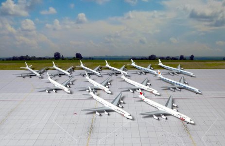 SAS:Scanair DC-8 fleet_2.JPG