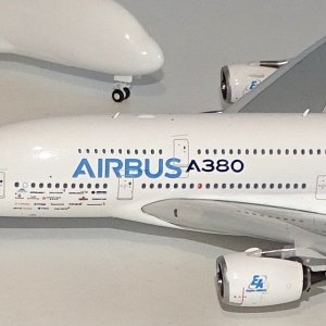 A380s_04.JPG