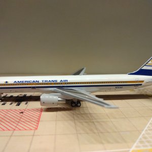 American Trans Air B757-200 1983 N757AT L.jpg