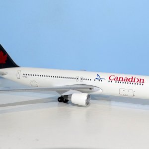 CANADIAN_B763_10.JPG