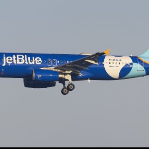 n554jb-jetblue-airbus-a320-232_PlanespottersNet_1488515_b9cd591437_o.jpg