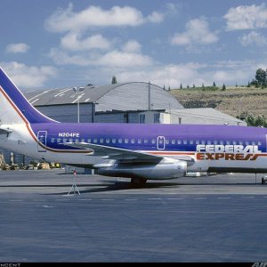FedEx 737-2S2F N204FE R BFI_070080_01.jpg