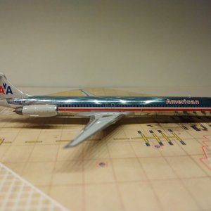 American MD-83 N984TW R.jpg