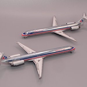 AA_MD83s_02.JPG