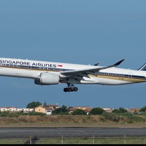 9v-smr-singapore-airlines-airbus-a350-941_PlanespottersNet_1447374_5e66fffbf4_o.jpg