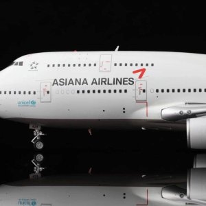 sqwings_1200_asiana_airlines_b_1724280915_788e894b_progressive.jpg